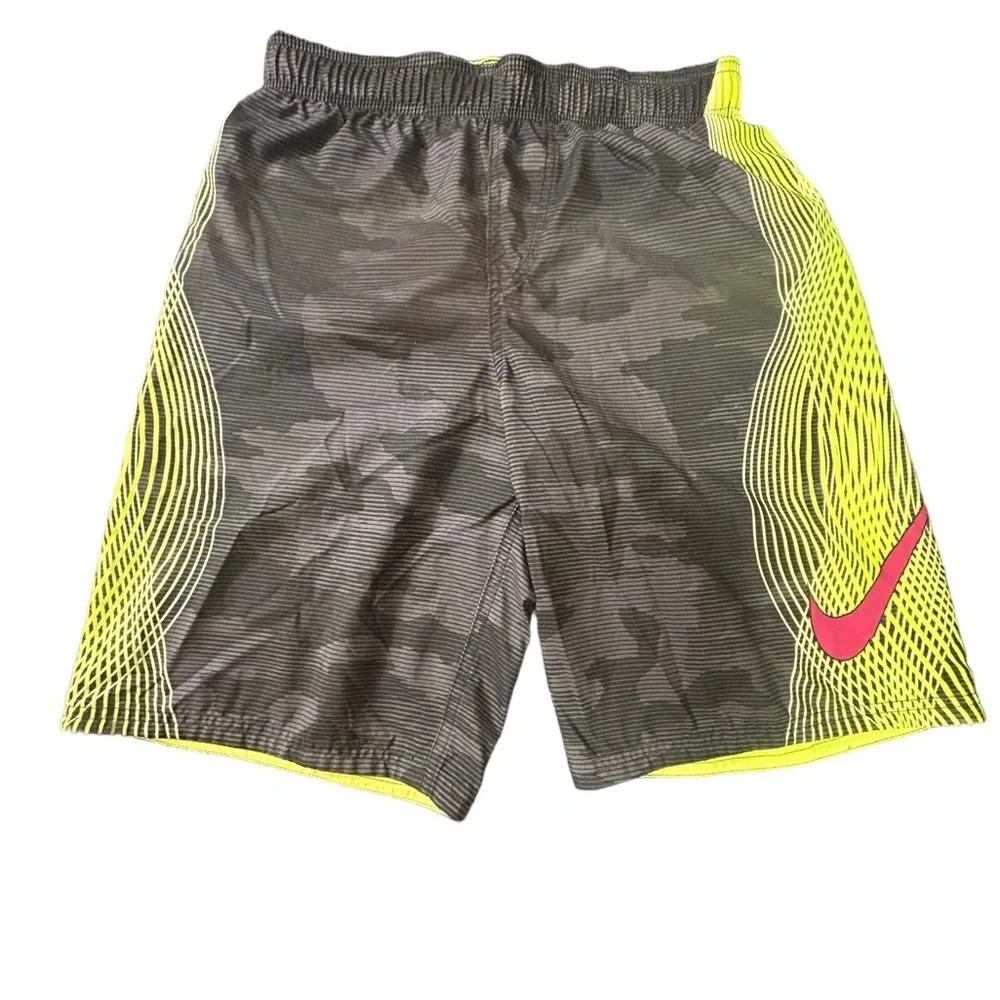 Nike Boys’ 9 in. Camo-Tion Wave Volley Swim Shorts XL